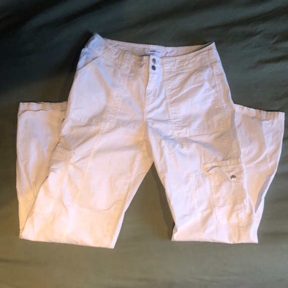 Garage, white loose cargo pants. Size US 5. - Picture 5 of 5